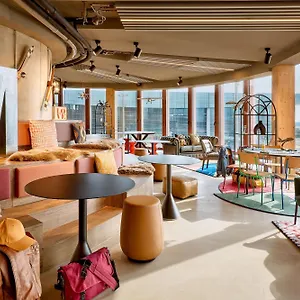 Hotel Moxy Luxembourg Airport